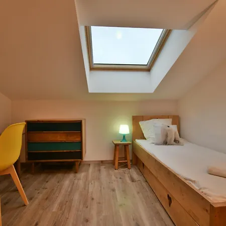 Les Primeveres - Type Loft 10p Hébergement de vacances *